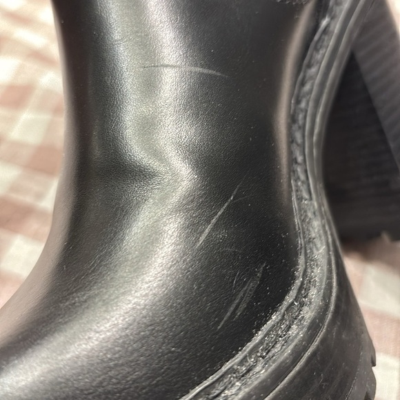 EUC STEVE MADDEN GIRL KAT BOOTIE
Size:6 - Picture 7 of 8